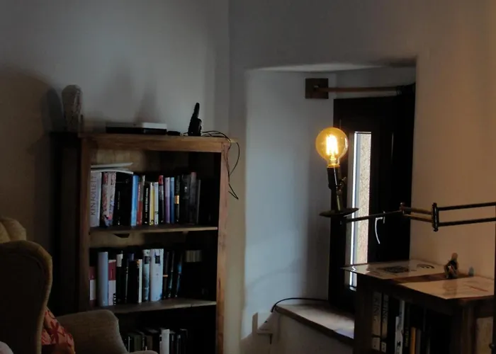 Turistico La Choza * Jerez De Los Caballeros